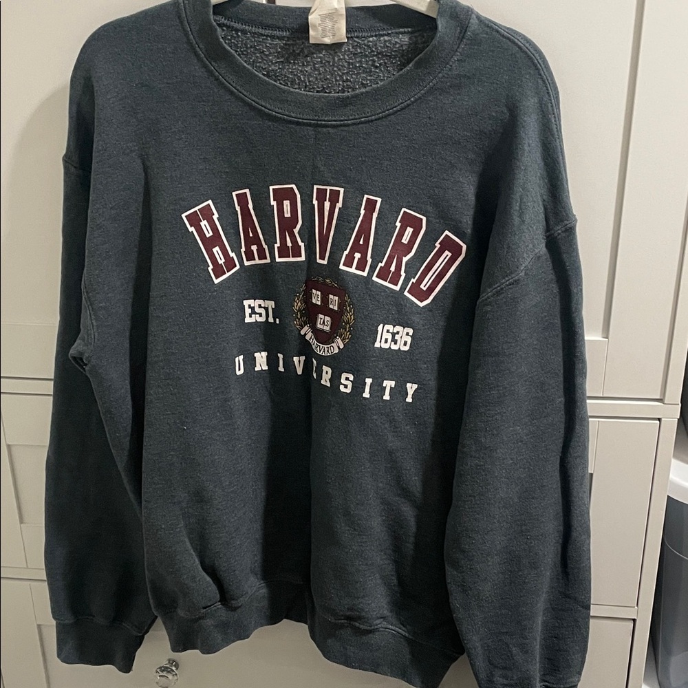 Gildan Dark Gray Harvard University Sweater